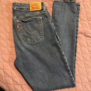 Levi's Women's 711 Skinny Jeans in Medium Blue Denim